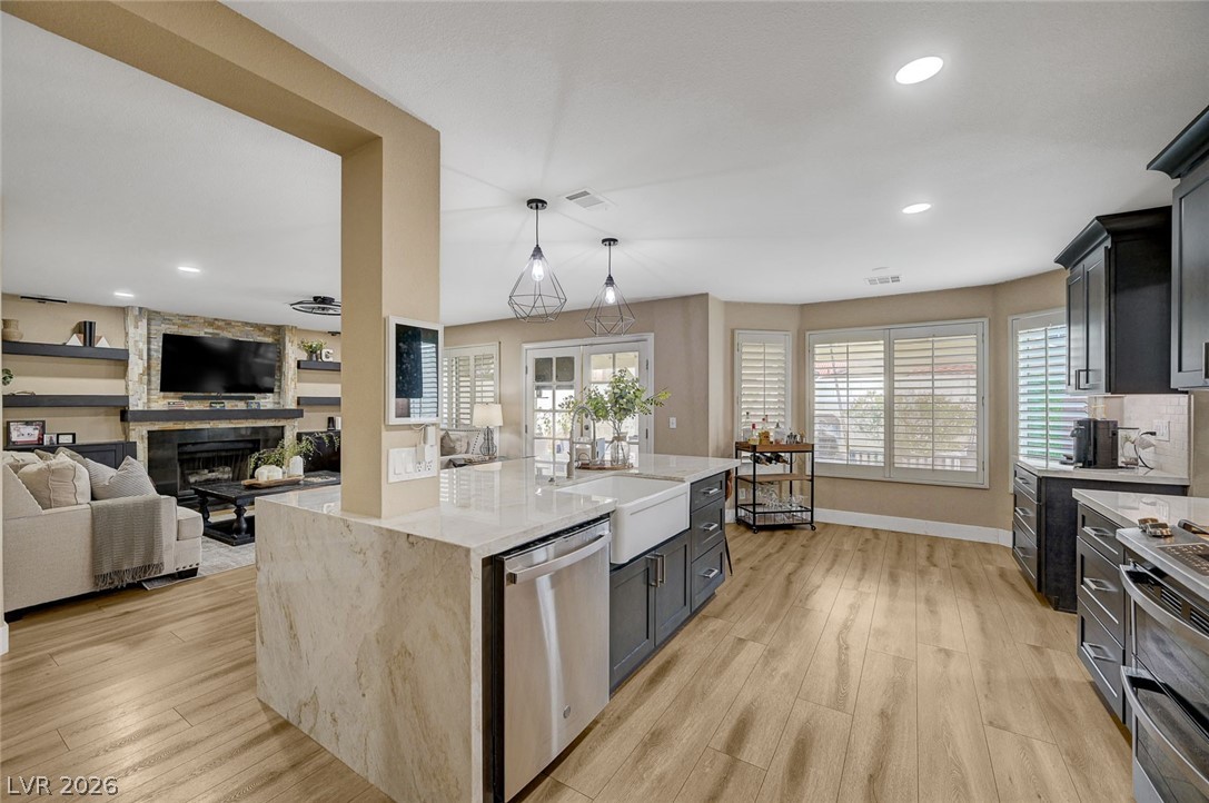 9421 Crown Vista Lane