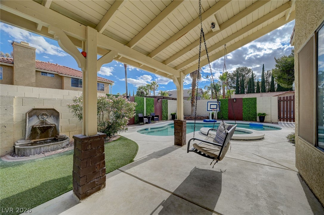 9421 Crown Vista Lane