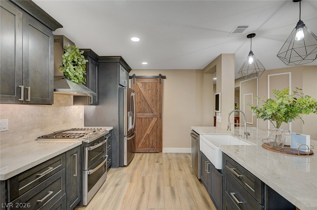 9421 Crown Vista Lane