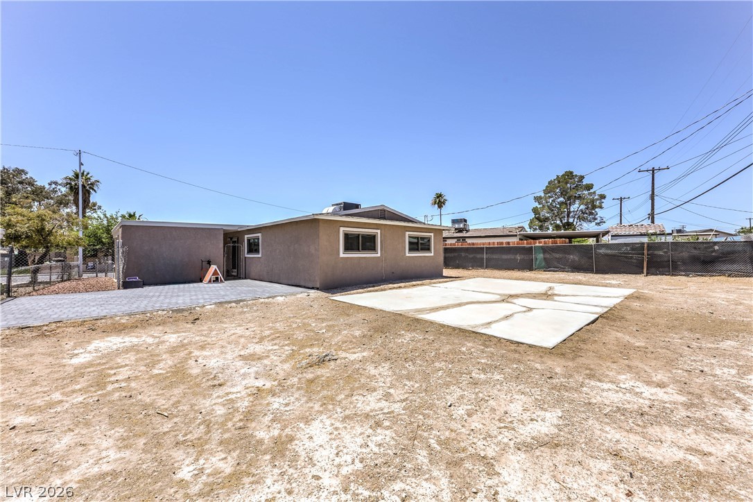 518 Duchess Avenue