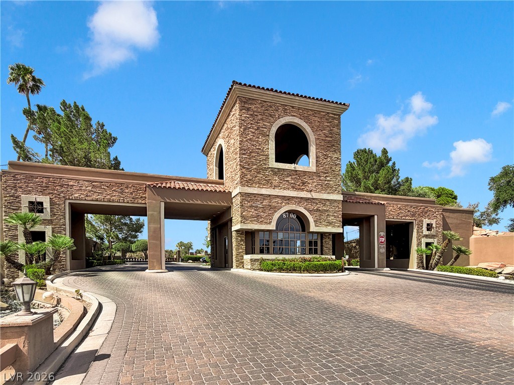 8981 Rivers Edge Drive