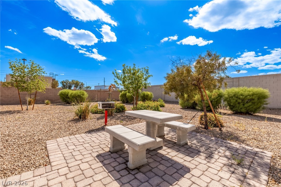 2715 Amazing Meadows Avenue 2181