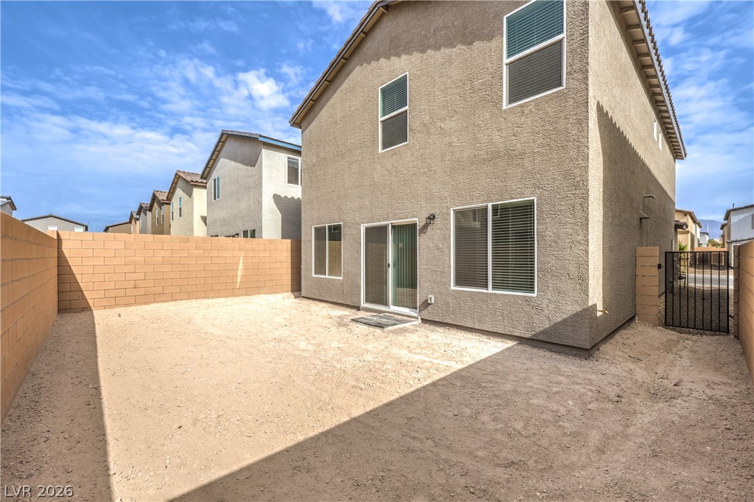 1099 Saffron Toucan Lane