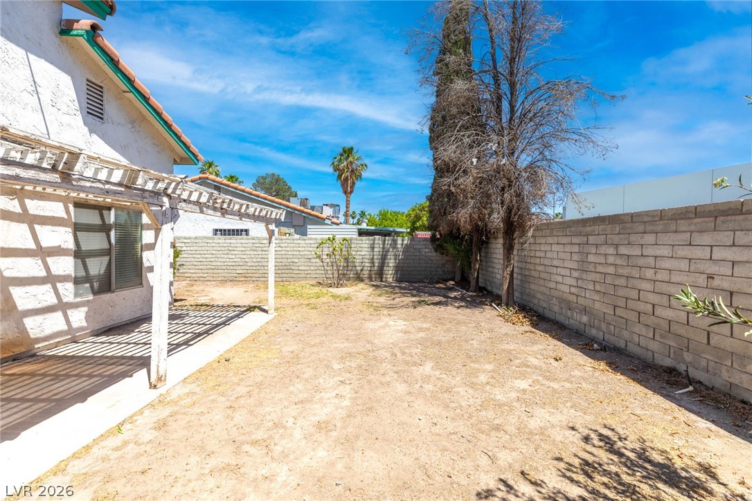 2613 Lourdes Avenue