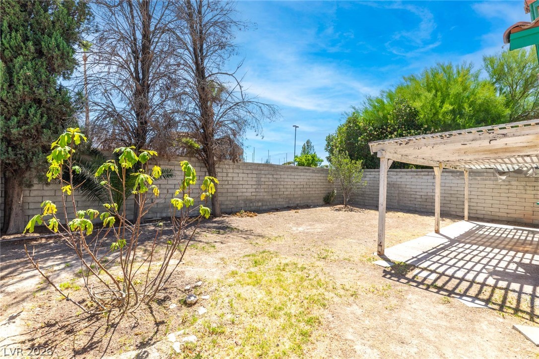 2613 Lourdes Avenue