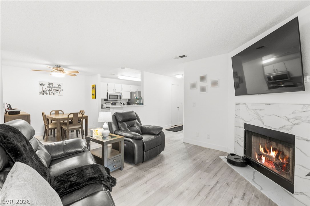 2200 South Fort Apache Road 2156