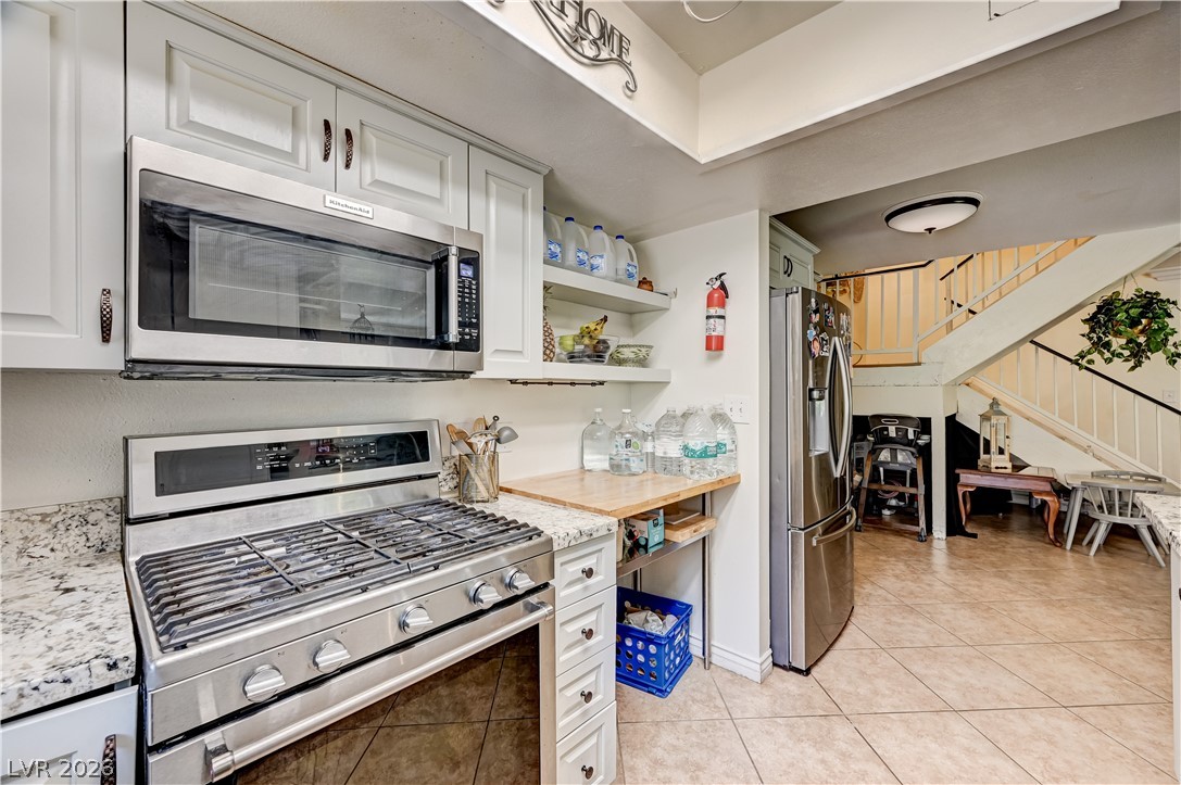 5889 Laredo Street