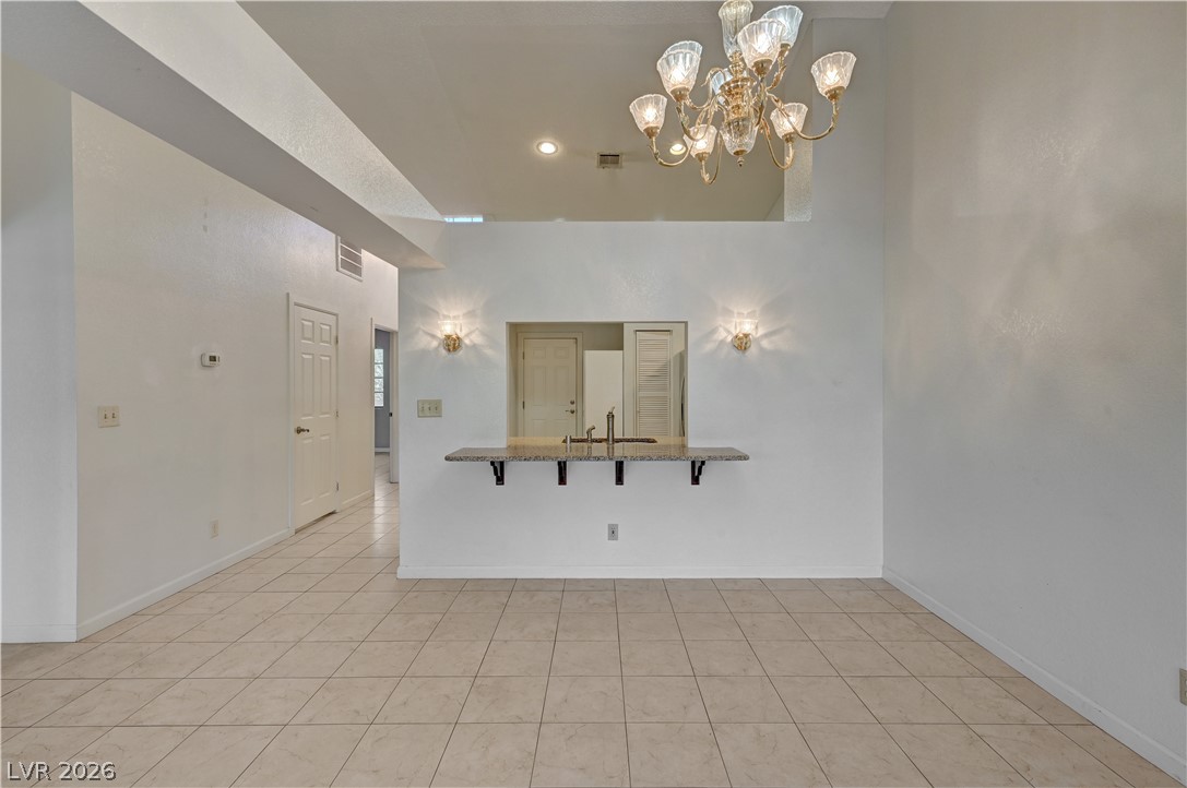 5736 Colwood Lane
