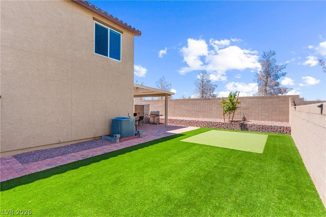 7934 Diamond Sky Avenue
