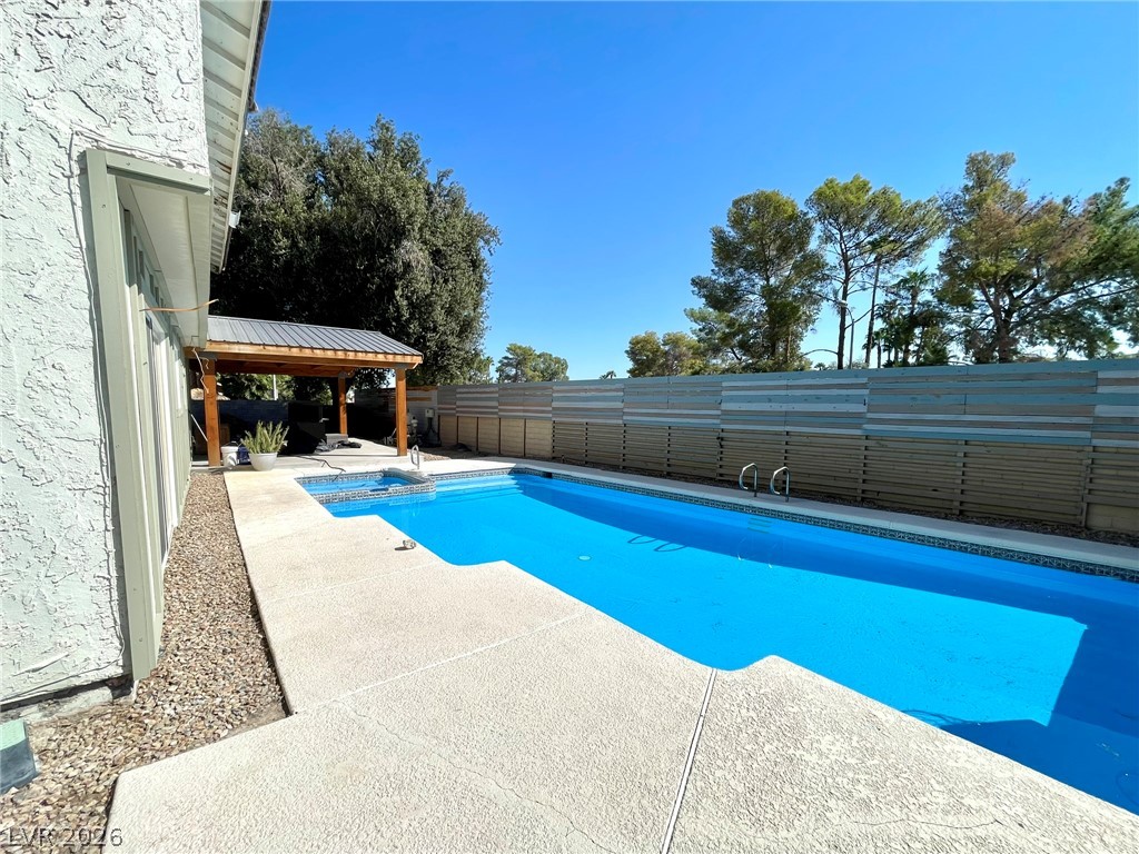 2246 Windsor Drive