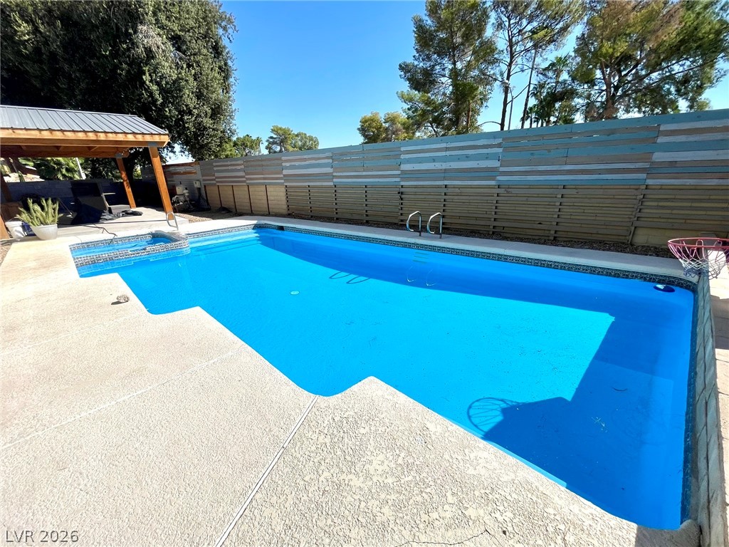 2246 Windsor Drive