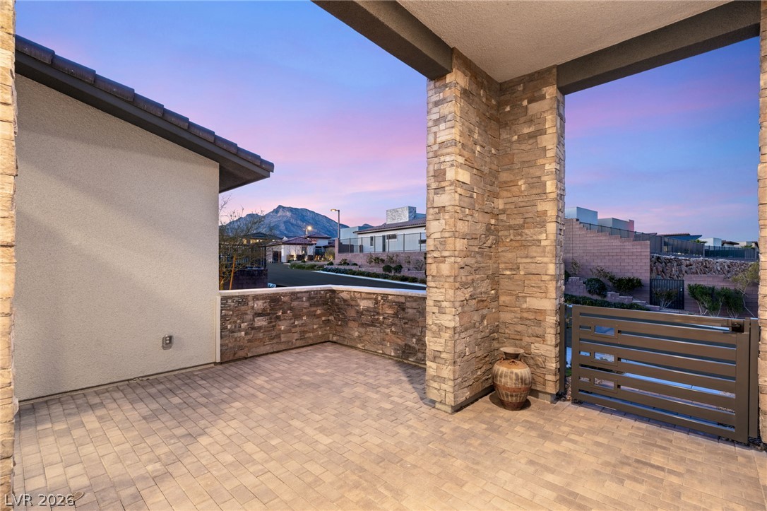 12167 Canyon Sunset Street