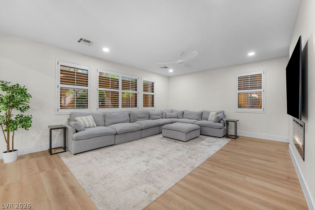 769 Shirehampton Drive