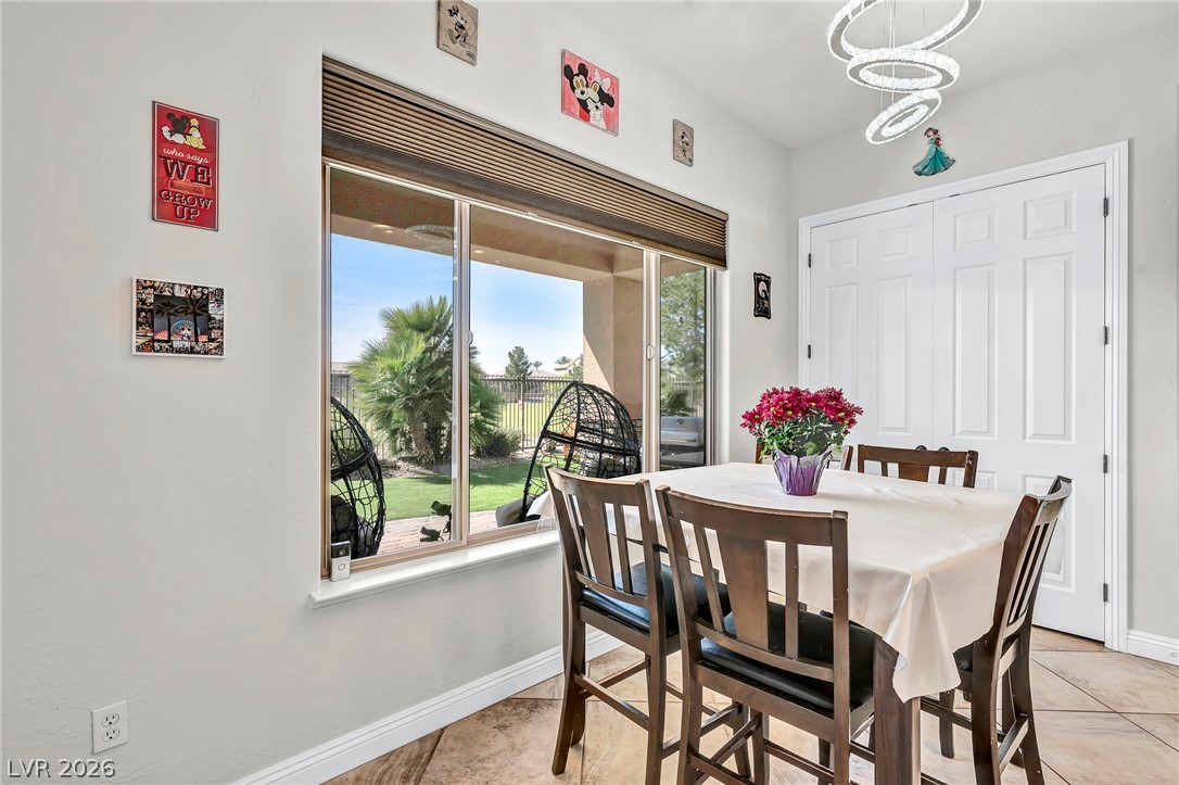 7405 Bugler Swan Way
