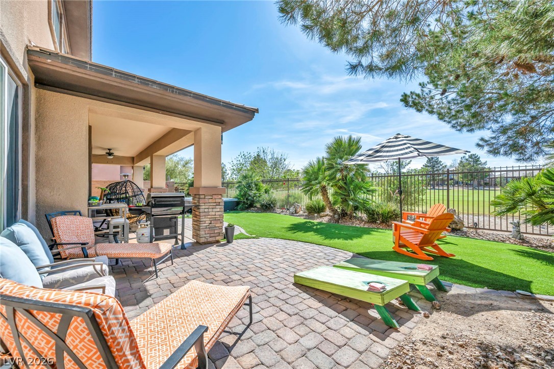7405 Bugler Swan Way
