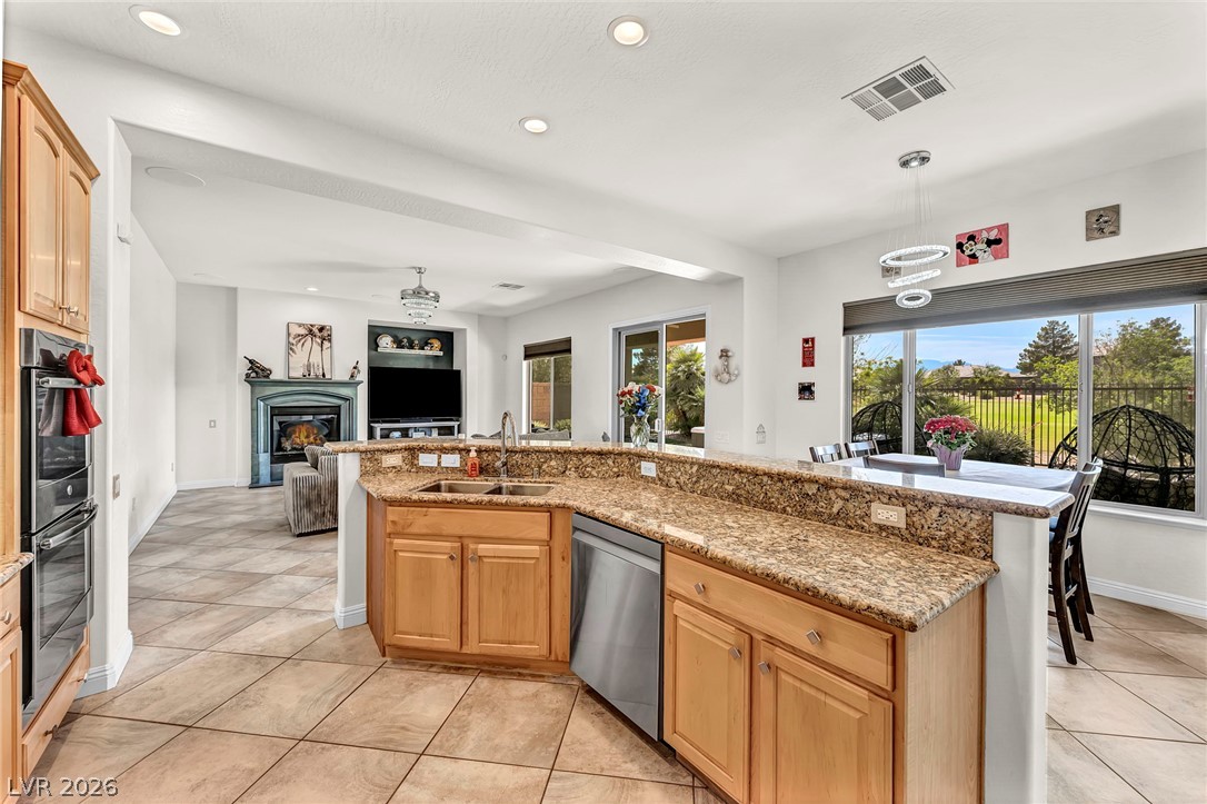 7405 Bugler Swan Way