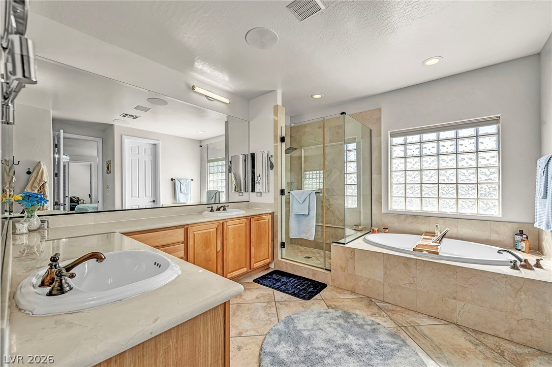 7405 Bugler Swan Way