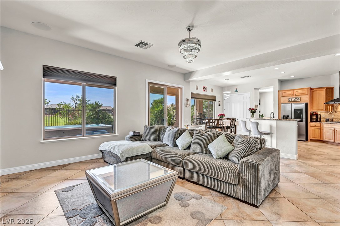 7405 Bugler Swan Way