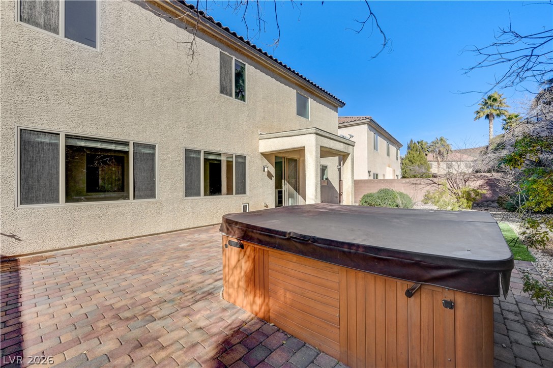2173 De Narvik Drive