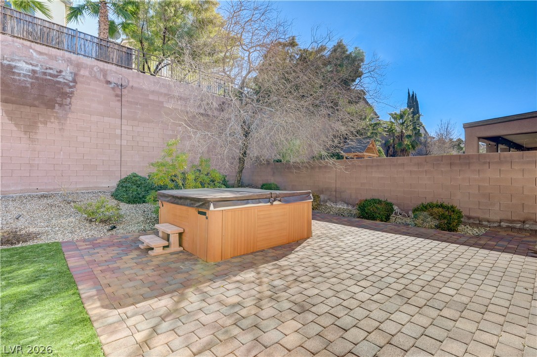 2173 De Narvik Drive
