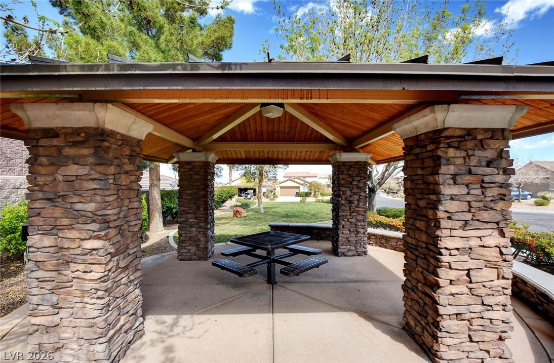 2173 De Narvik Drive