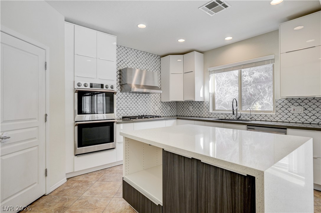 2173 De Narvik Drive