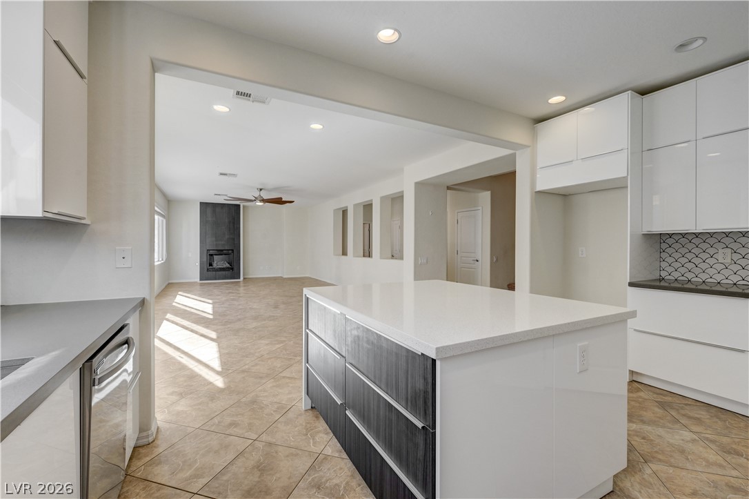2173 De Narvik Drive