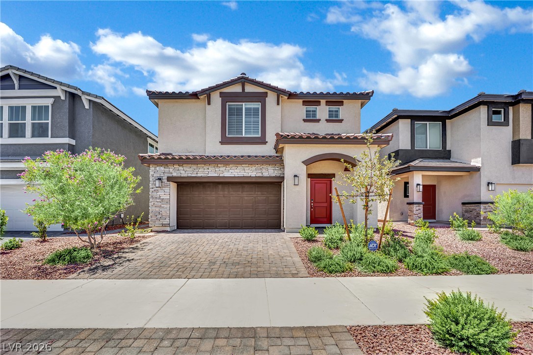 1057 Gentle Swan Street