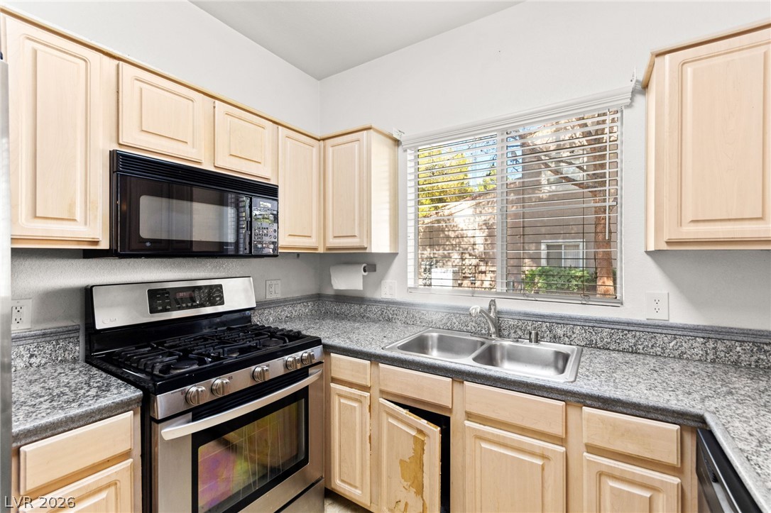 5250 South Rainbow Boulevard 1012