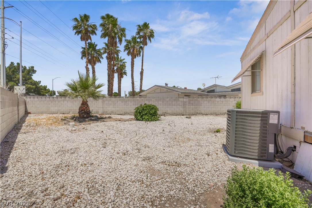 5428 Tres Piedras Road