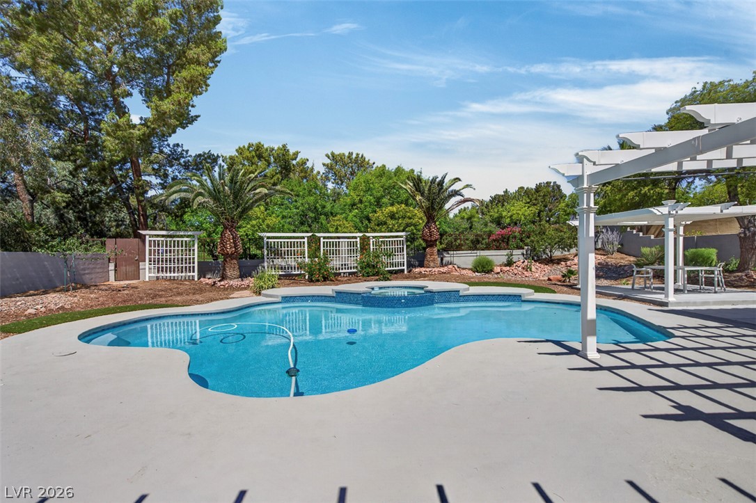 1501 Breeze Canyon Drive