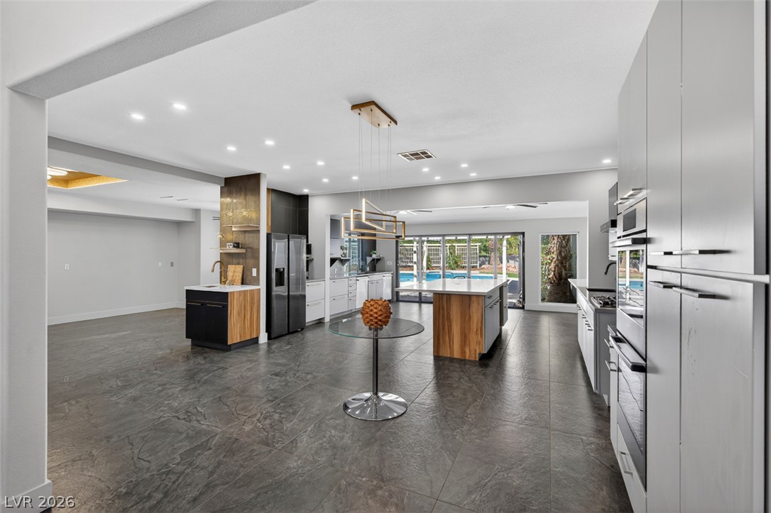 1501 Breeze Canyon Drive