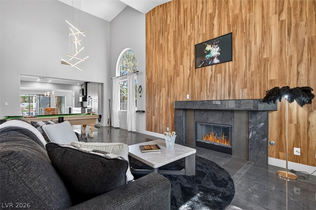 1501 Breeze Canyon Drive