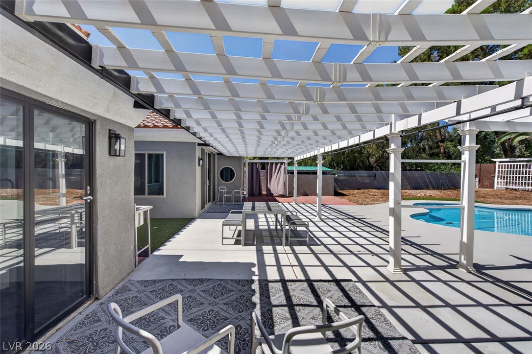 1501 Breeze Canyon Drive