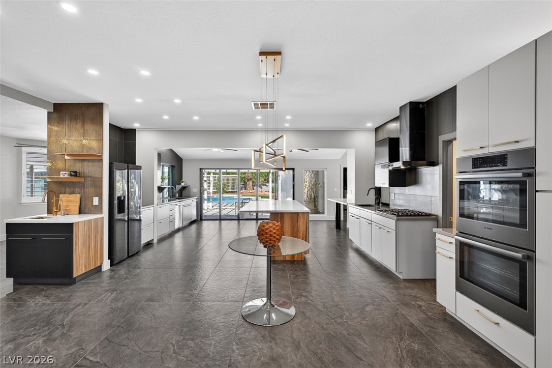 1501 Breeze Canyon Drive