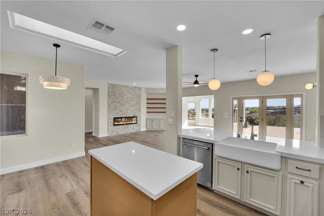 2900 Forest Grove Drive