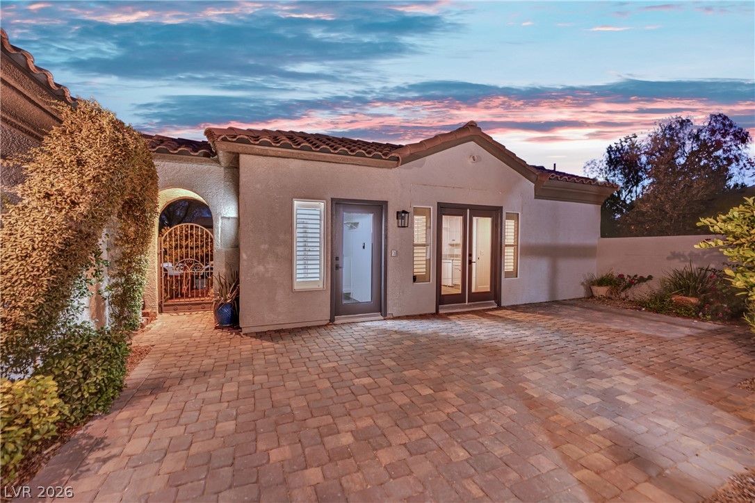 2900 Forest Grove Drive