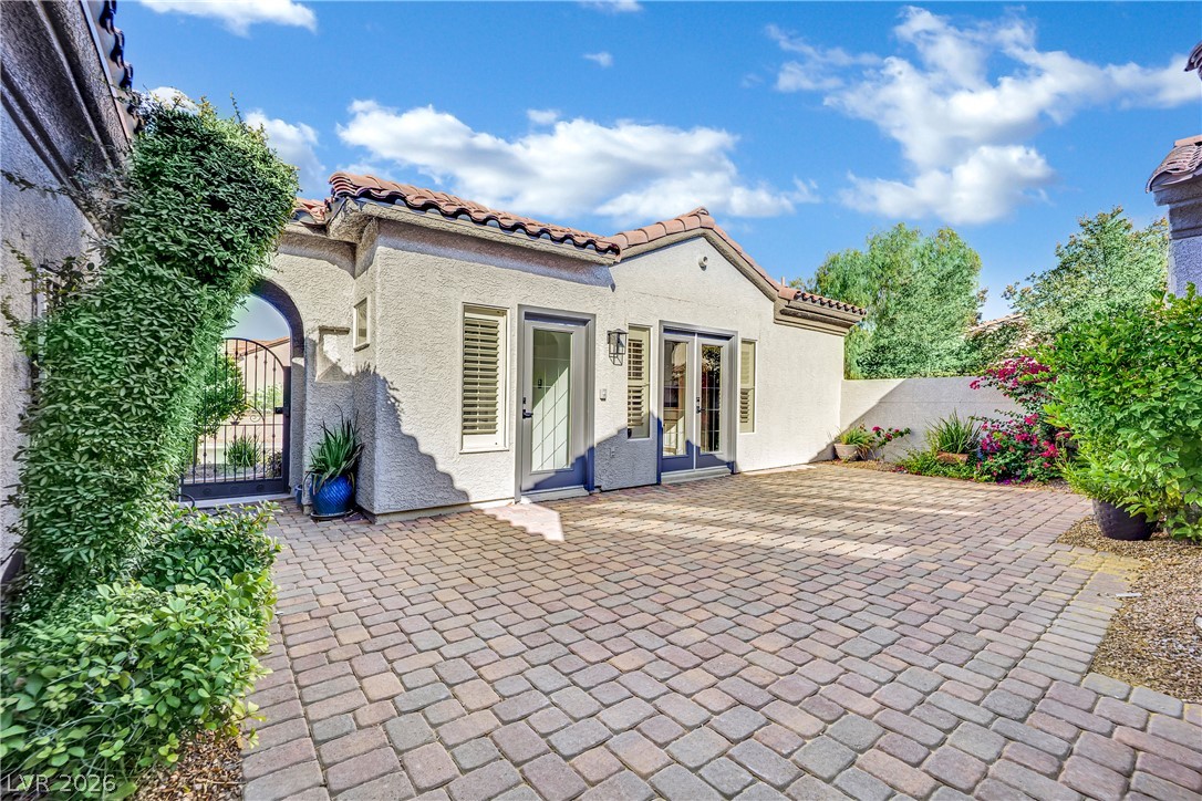 2900 Forest Grove Drive