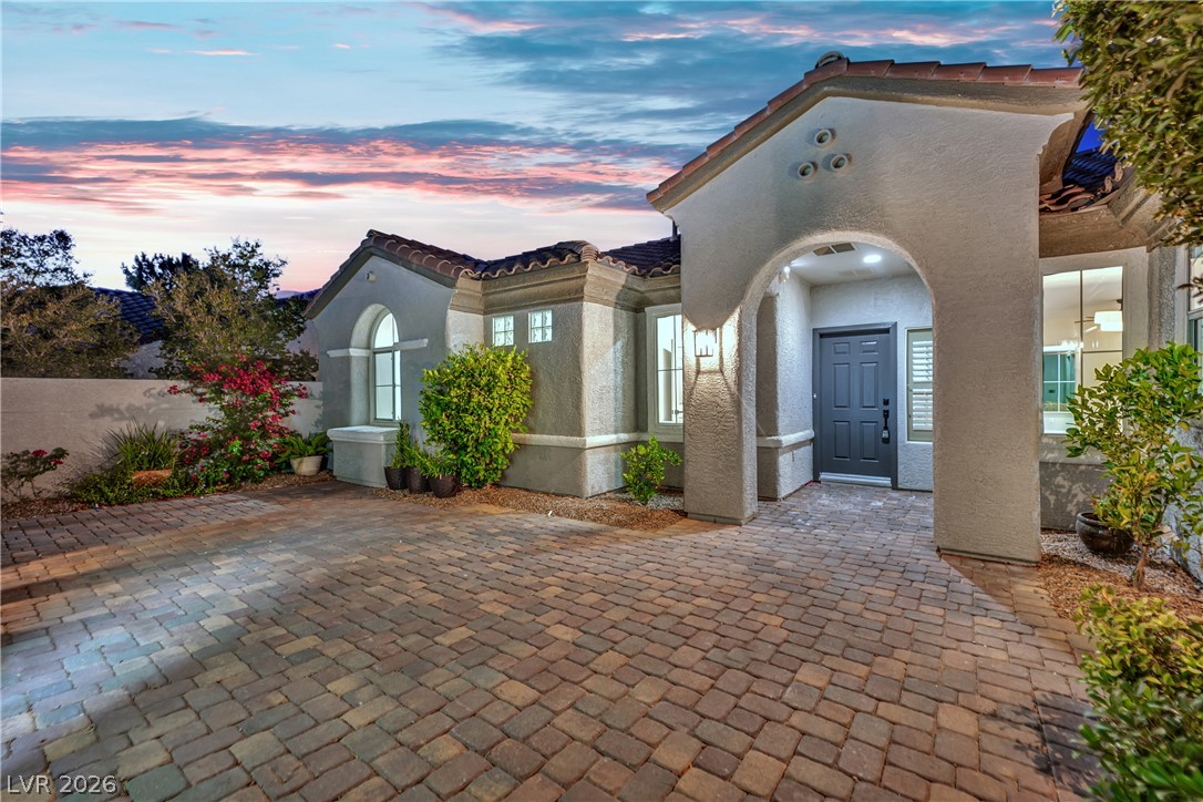 2900 Forest Grove Drive