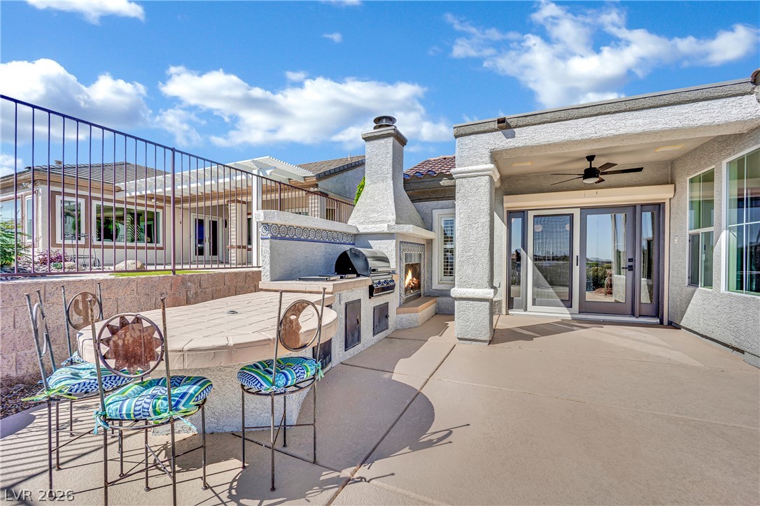 2900 Forest Grove Drive