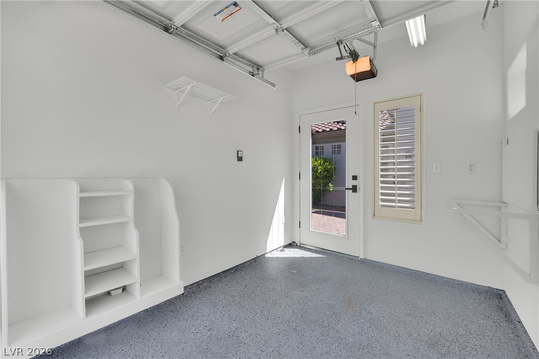 2900 Forest Grove Drive