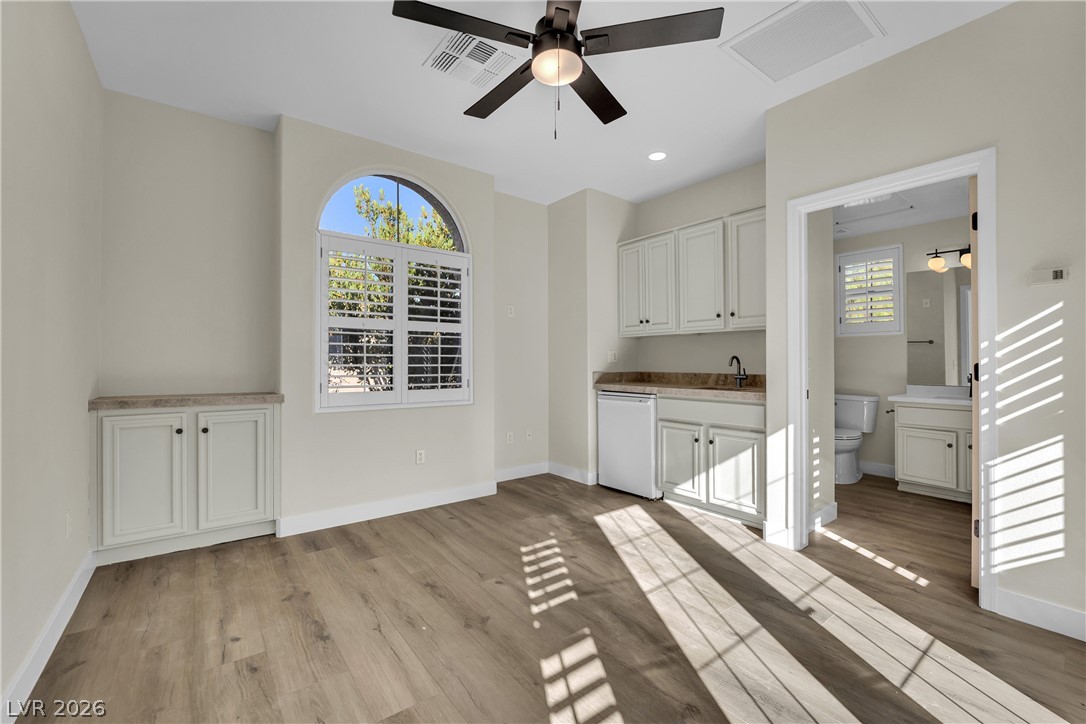 2900 Forest Grove Drive