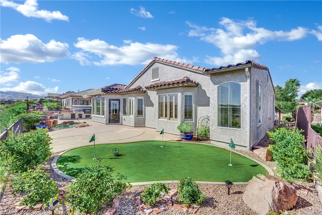 2900 Forest Grove Drive