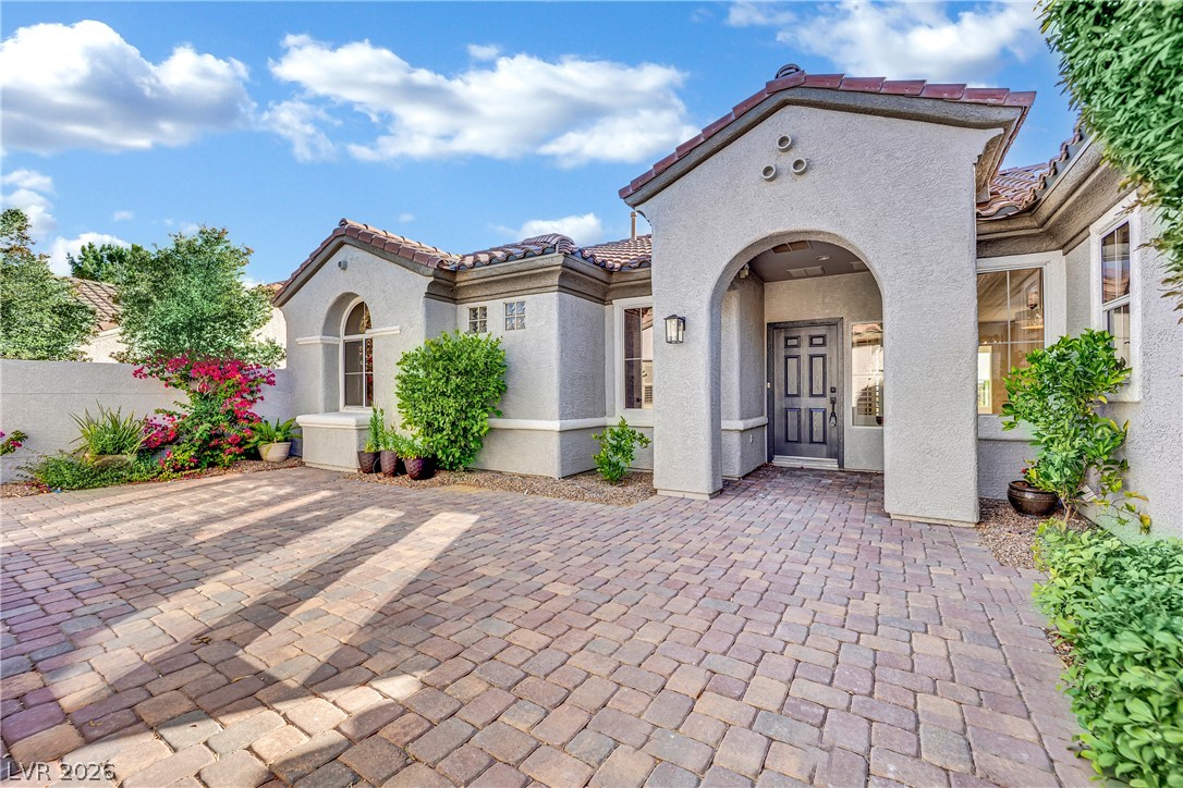 2900 Forest Grove Drive