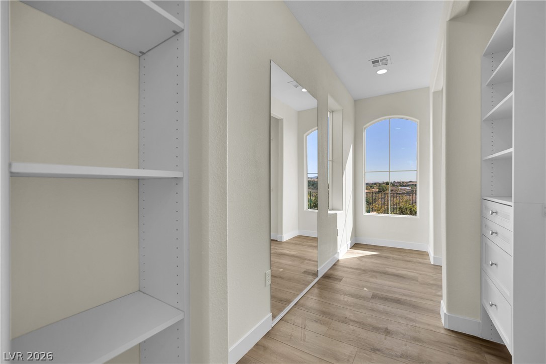 2900 Forest Grove Drive