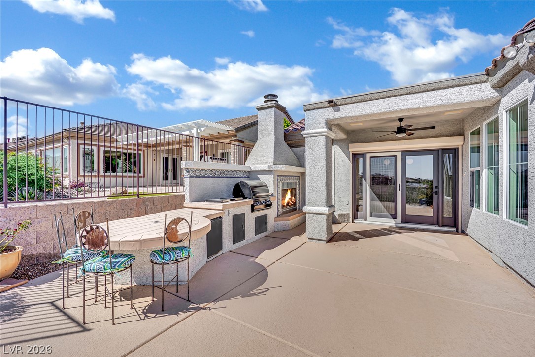 2900 Forest Grove Drive