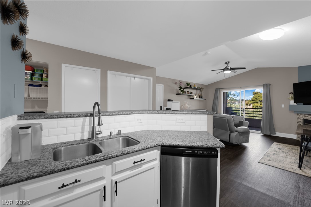 5415 West Harmon Avenue 2197