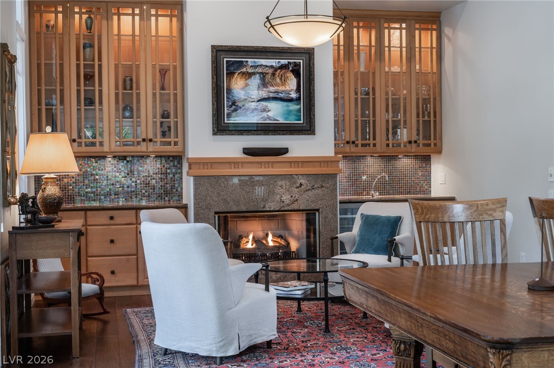 1908 Soaring Court
