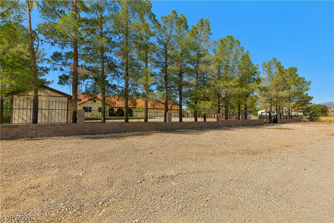 4325 West Pebble Road