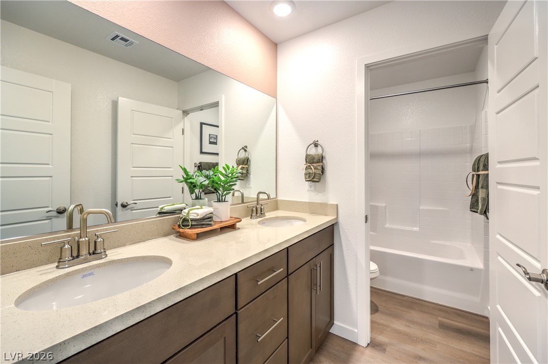 3837 Hibiscus Haven Avenue